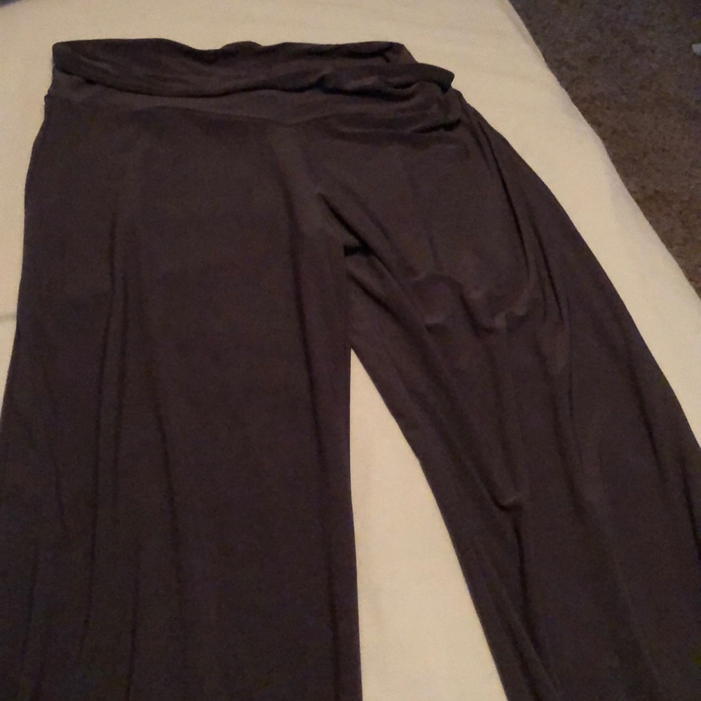 Super soft and silky material.